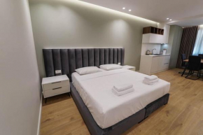 2 Steps from city center apt 3 1, Tirana